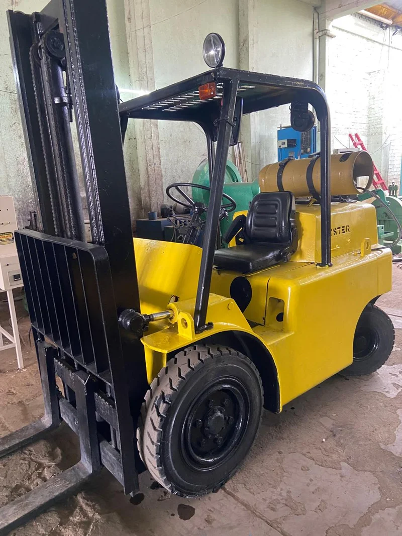 Empilhadeira Hister H 55 N - Movimentação e Carga | Hercules Equipamentos